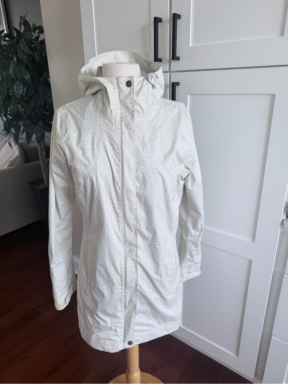 Columbia Women's Splash A Little Jacket Coat Waterproof Light Cream Pattern S